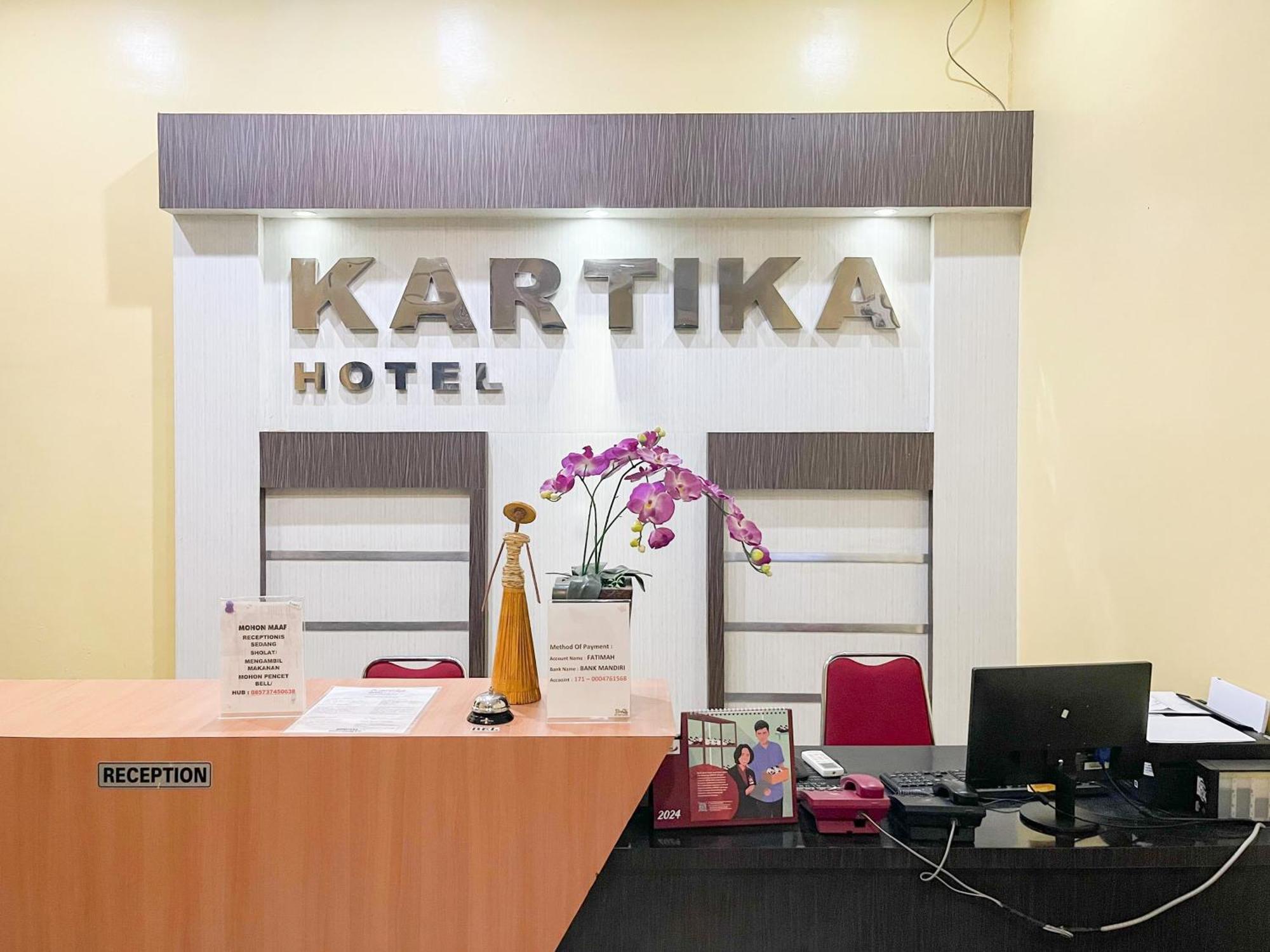 Kartika Hotel Syariah Pacitan Mitra Reddoorz Ngoại thất bức ảnh